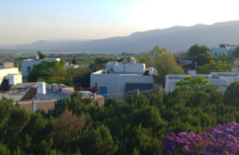 שכונת צימרים בצפון לזוגות במעיין ברוך